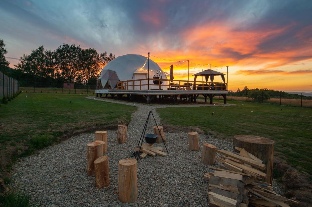 Вілла The Dome Breaza Екстер'єр фото
