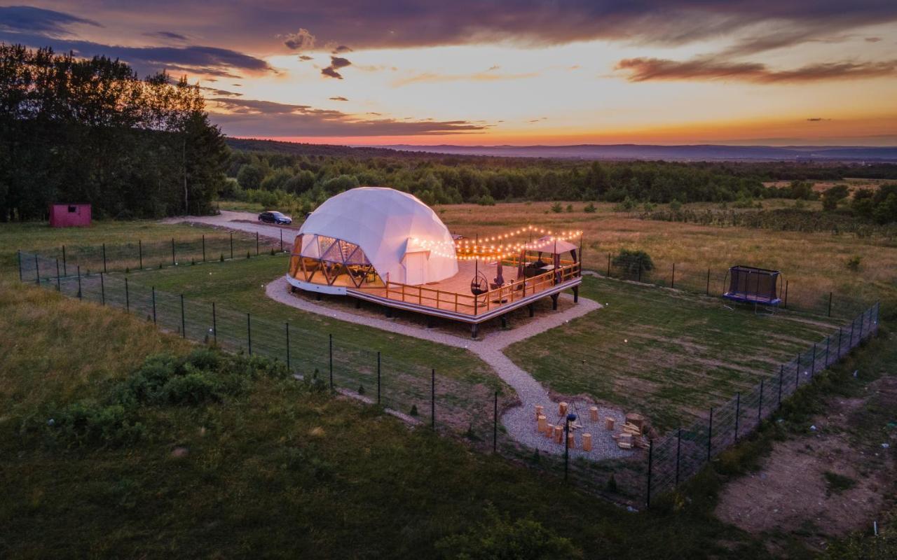 Вілла The Dome Breaza Екстер'єр фото