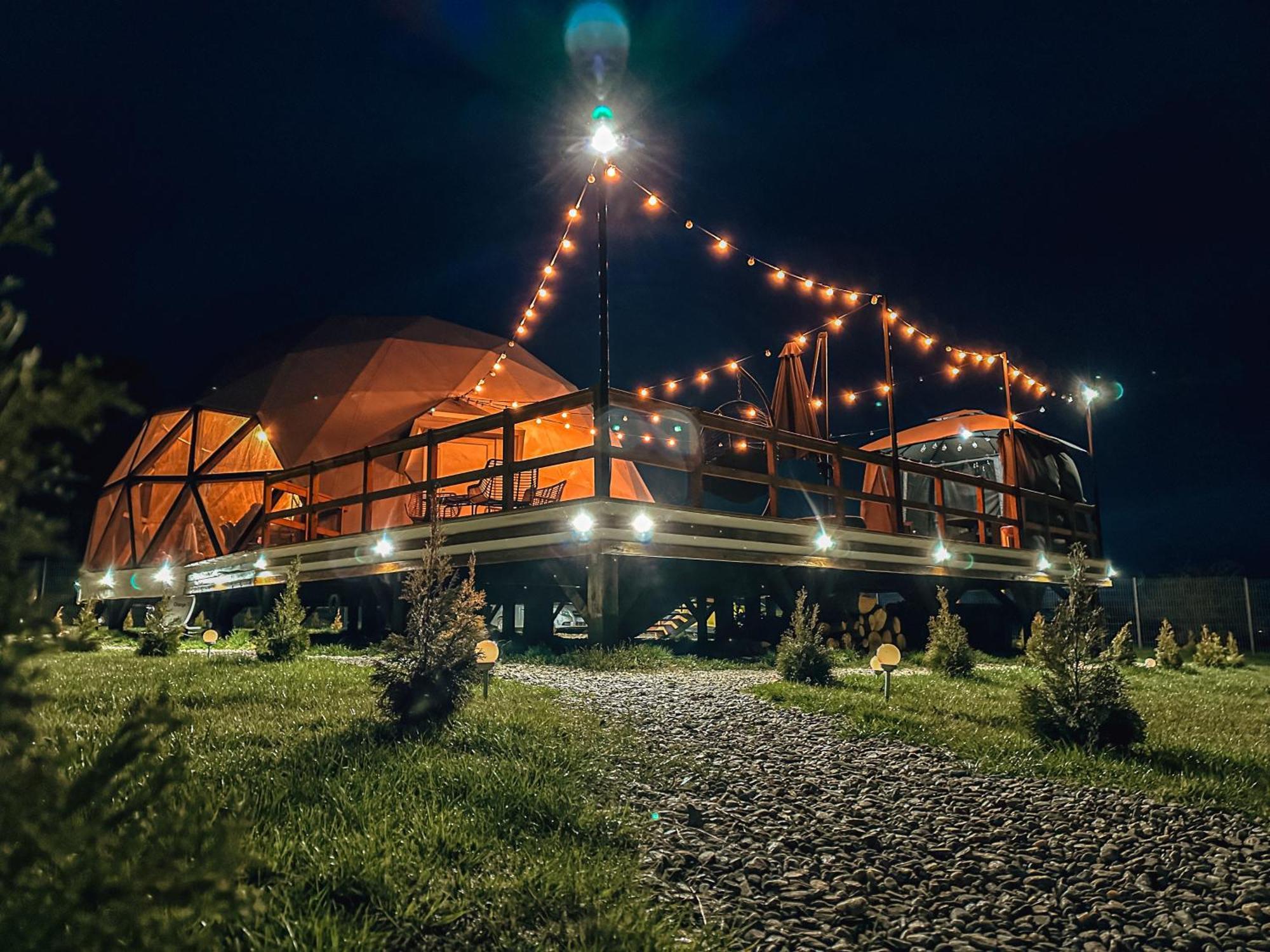 Вілла The Dome Breaza Екстер'єр фото